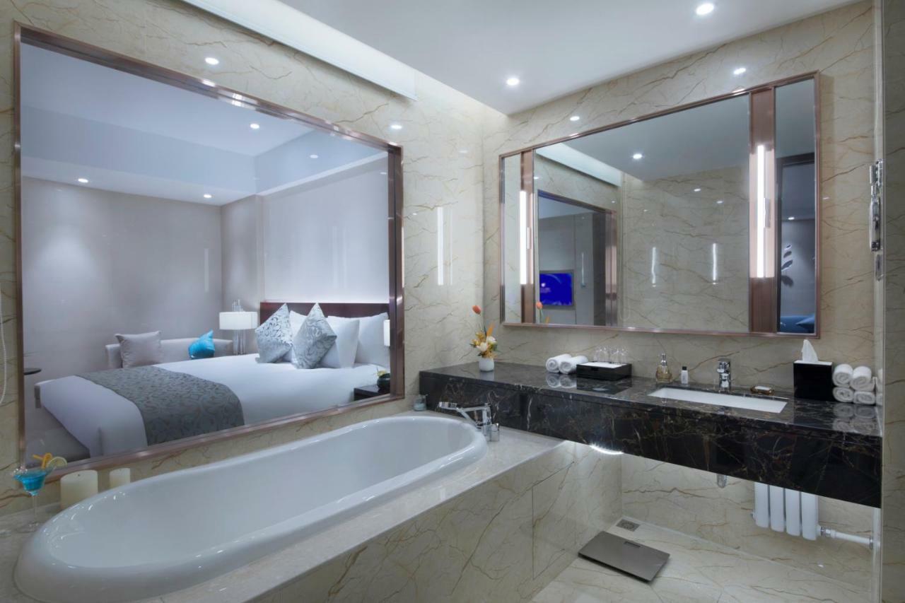 แกรนด์นิว เซนจูรี โฮเทล จิงเยว่ ฉางชุน Hotel Zhuanwachang ภายนอก รูปภาพ